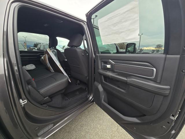 2026 Ram 3500 Big Horn Crew Cab 4x4 8 Box