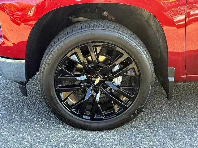 2023 Chevrolet Silverado 1500 4WD Crew Cab Short Bed LTZ