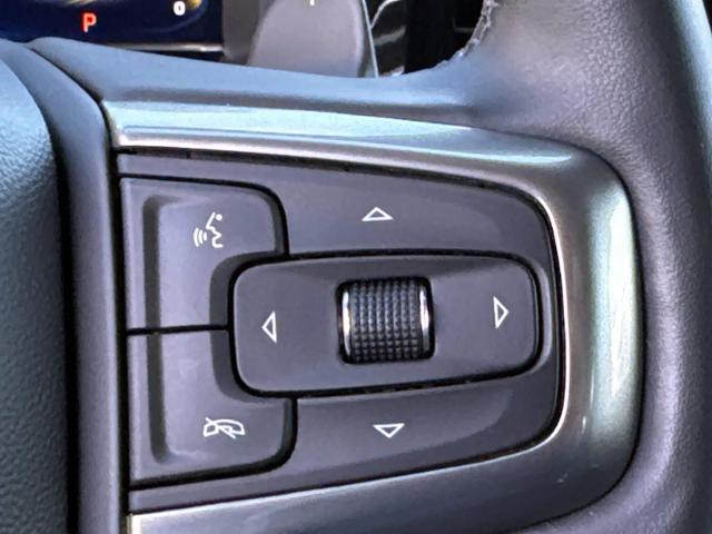 2023 Chevrolet Silverado 1500 4WD Crew Cab Short Bed LTZ