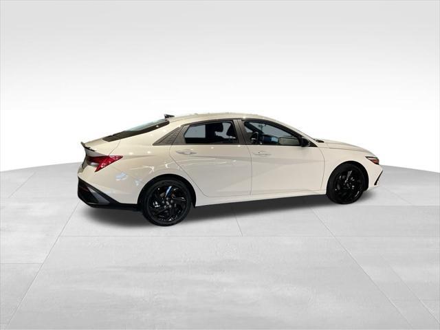 2026 Hyundai Elantra Hybrid SEL Sport