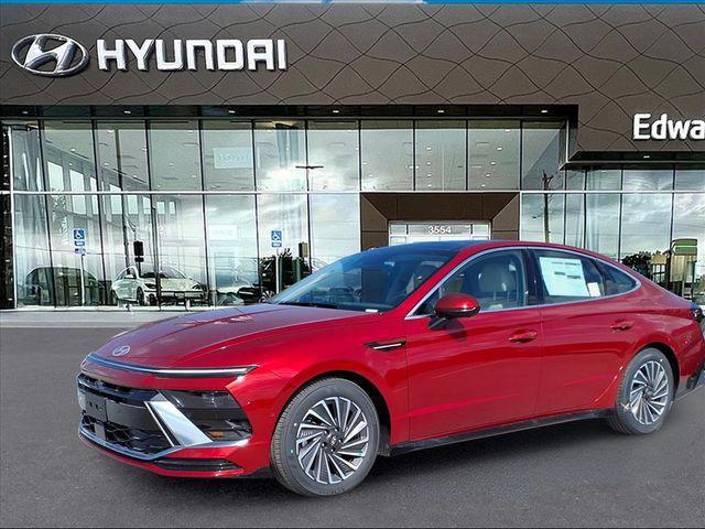 2025 Hyundai Sonata Hybrid Limited for sale in COUNCIL BLUFFS, IA