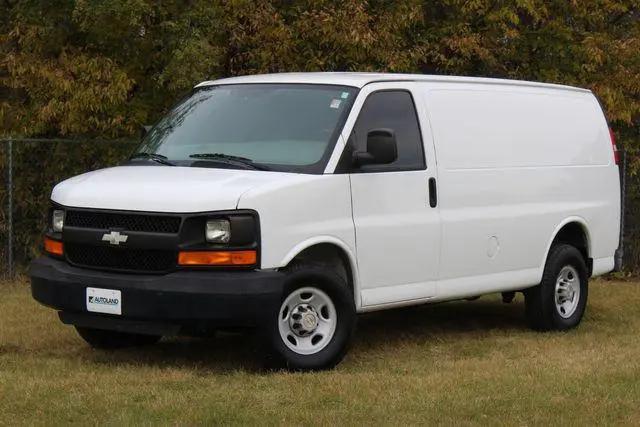 2009 Chevrolet Express Work Van for sale in Roscoe, IL