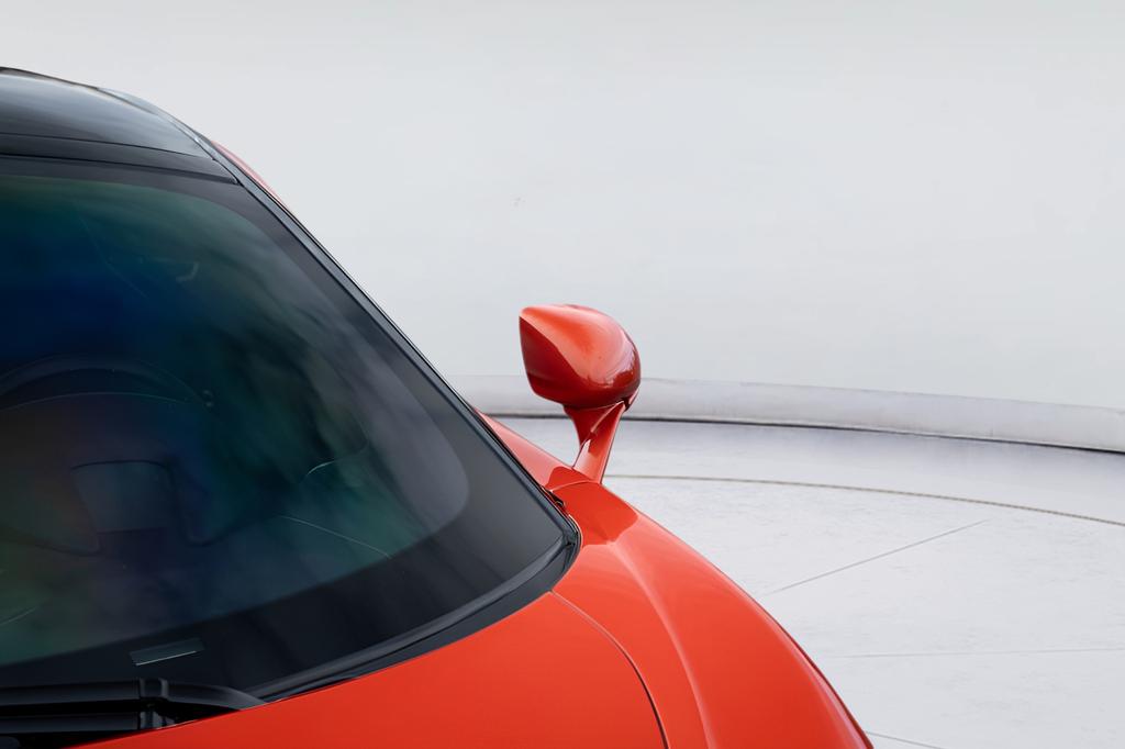 2023 McLaren GT Base - Photo 23