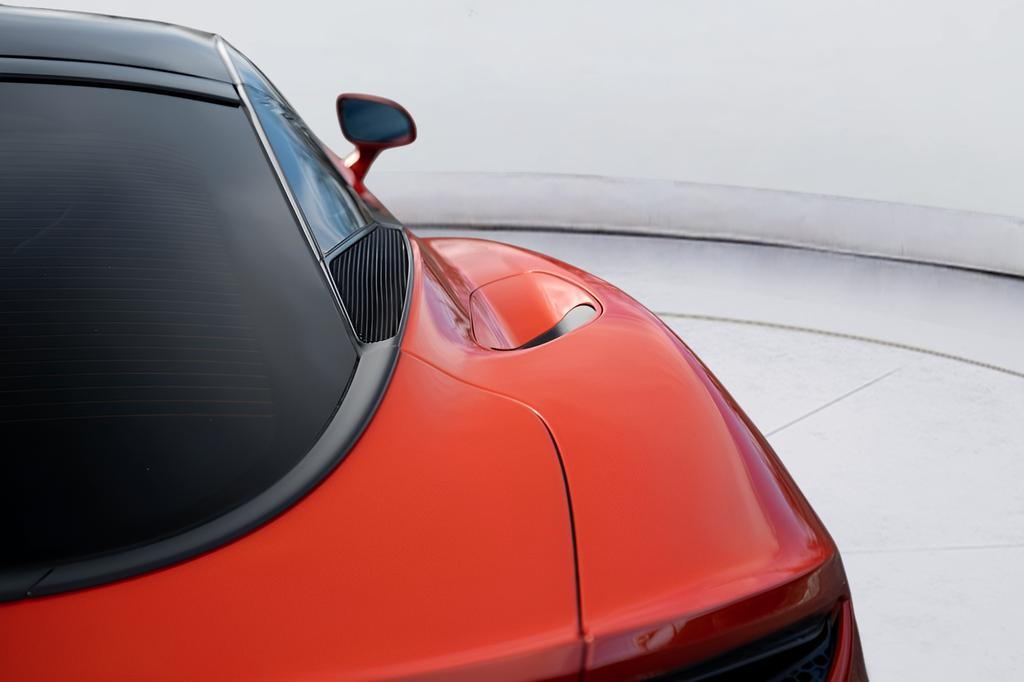 2023 McLaren GT Base - Photo 29