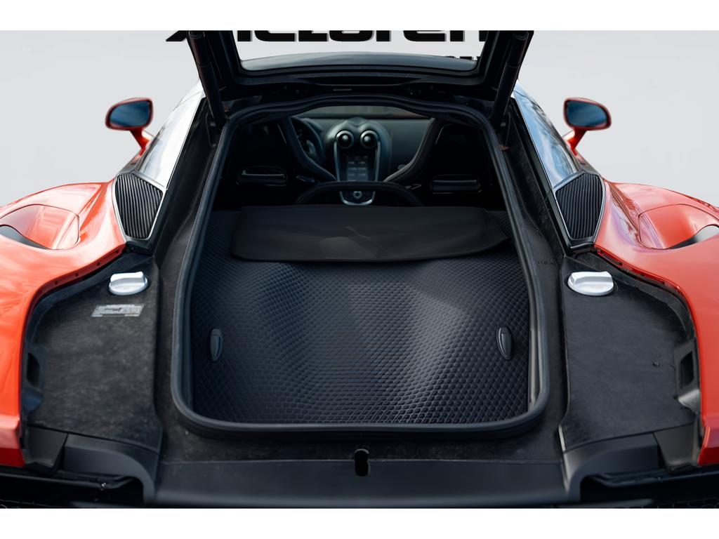 2023 McLaren GT Base - Photo 31