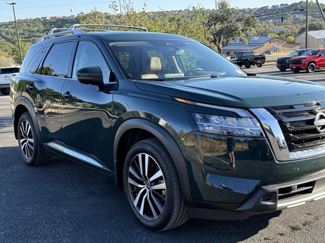 2024 Nissan Pathfinder Platinum 4WD