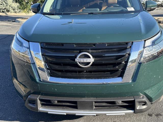 2024 Nissan Pathfinder Platinum 4WD