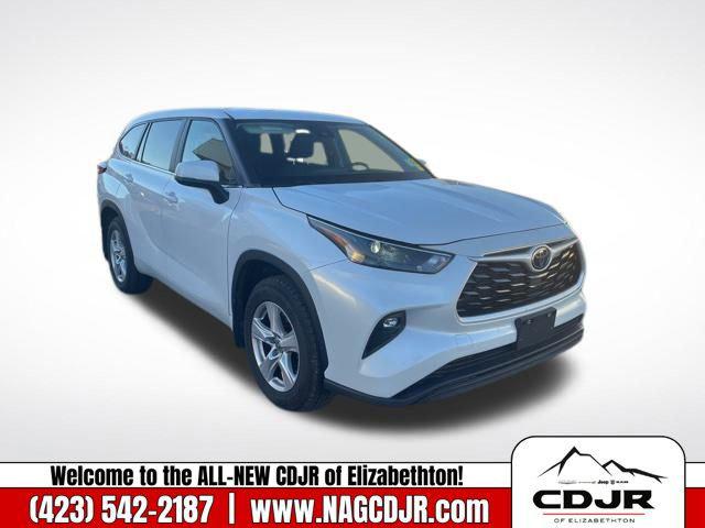 2023 Toyota Highlander LE