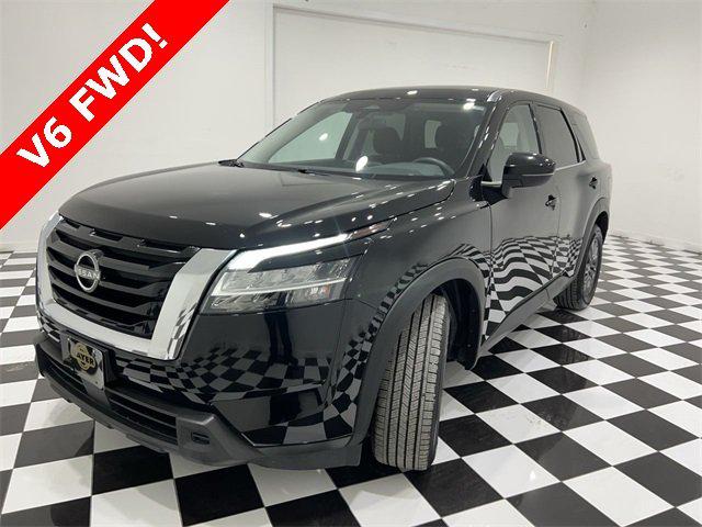 2022 Nissan Pathfinder S 2WD