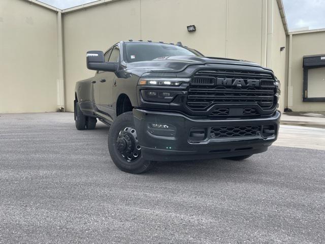 2025 RAM 3500 Laramie Crew Cab 4x4 8 Box 2025 RAM 3500 Laramie Crew Cab 4x4 8 Box