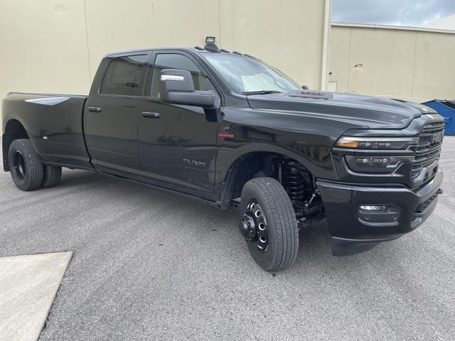 2025 RAM 3500 Laramie Crew Cab 4x4 8 Box 2025 RAM 3500 Laramie Crew Cab 4x4 8 Box