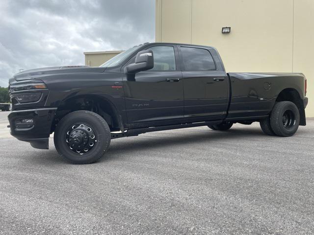 2025 RAM 3500 Laramie Crew Cab 4x4 8 Box 2025 RAM 3500 Laramie Crew Cab 4x4 8 Box