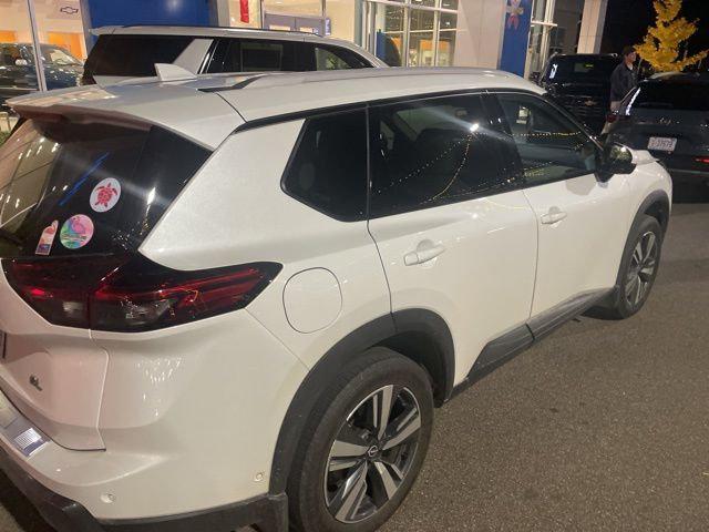 2024 Nissan Rogue SL FWD