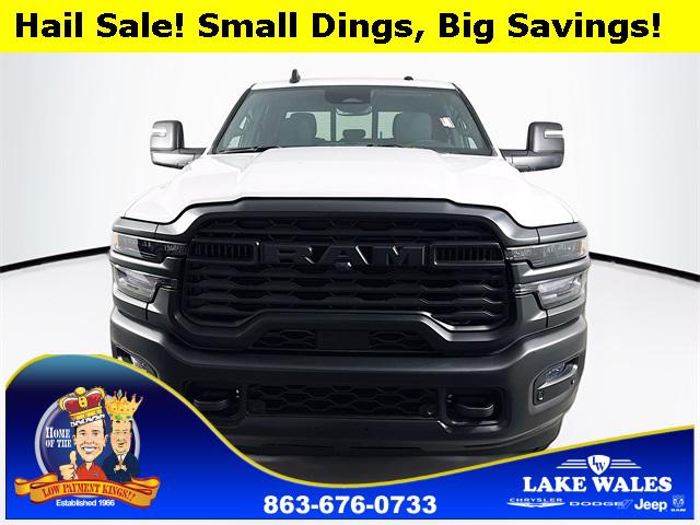 2025 RAM 3500 Tradesman Crew Cab 4x4 8 Box