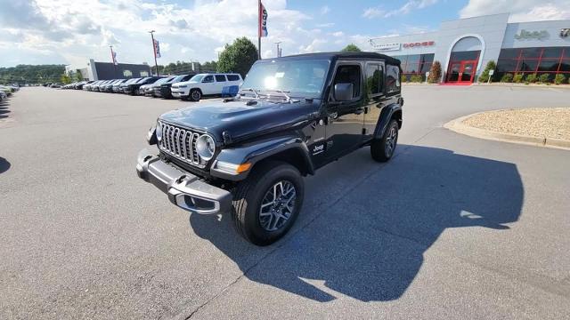 2024 Jeep Wrangler 4-Door Sahara 4x4