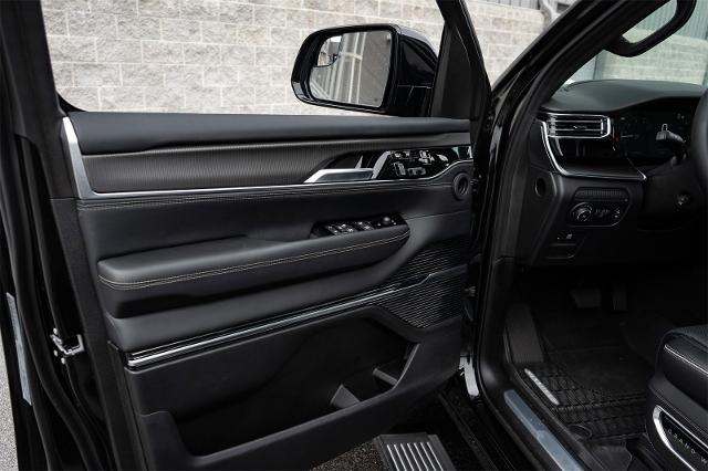 2024 Jeep Grand Wagoneer L Series II 4x4