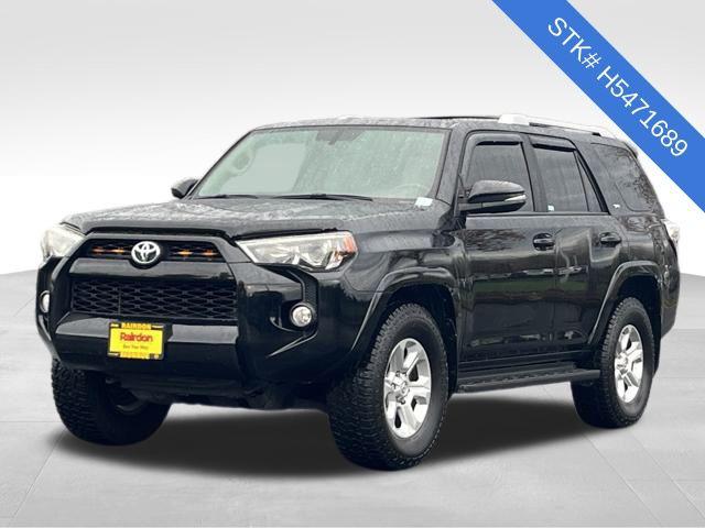 2017 Toyota 4Runner SR5 2017 Toyota 4Runner SR5