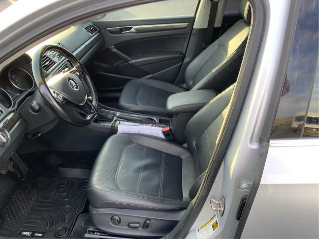 2016 Volkswagen Passat 1.8T SE