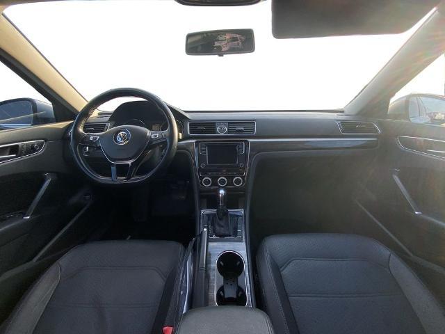 2016 Volkswagen Passat 1.8T SE