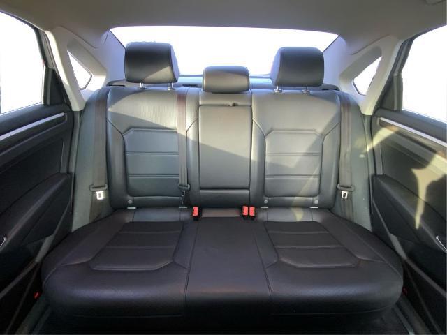 2016 Volkswagen Passat 1.8T SE