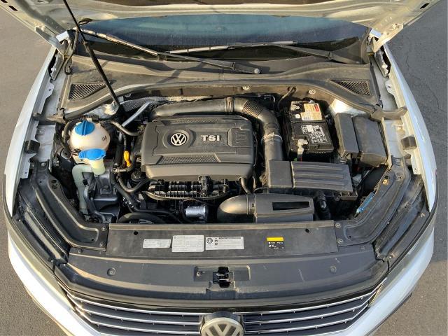 2016 Volkswagen Passat 1.8T SE