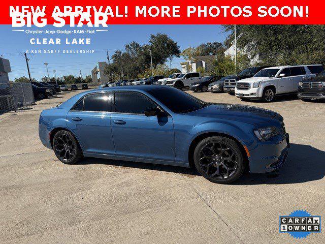 2020 Chrysler 300 Touring