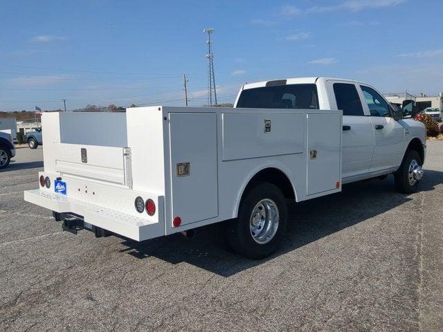 2025 RAM Ram 3500 Chassis Cab RAM 3500 TRADESMAN CREW CAB CHASSIS 4X4 60 CA 2025 RAM Ram 3500 Chassis Cab RAM 3500 TRADESMAN CREW CAB CHASSIS 4X4 60 CA