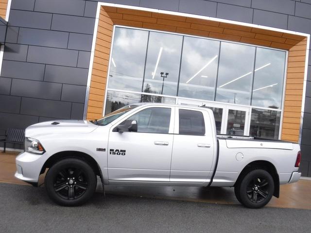 2017 RAM 1500 Night Quad Cab 4x4 64 Box 2017 RAM 1500 Night Quad Cab 4x4 64 Box