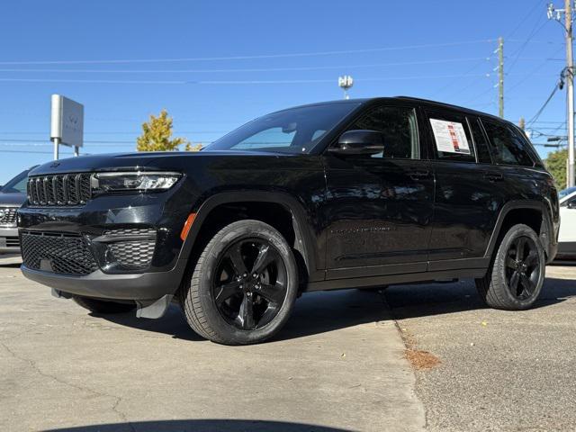 2023 Jeep Grand Cherokee Altitude 4x4