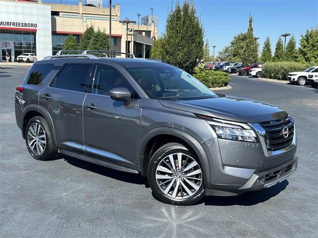 2022 Nissan Pathfinder Platinum 2WD 2022 Nissan Pathfinder Platinum 2WD