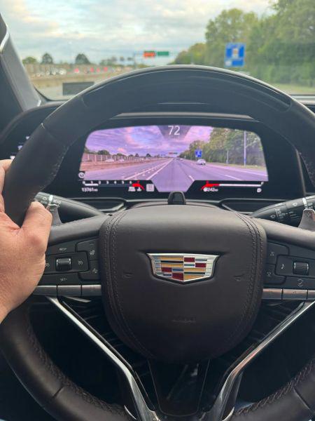 2023 Cadillac Escalade ESV 4WD V-Series
