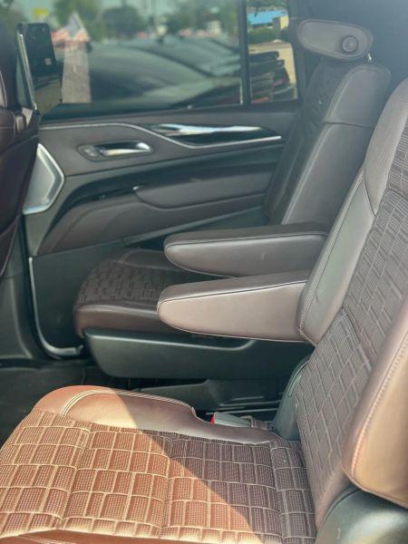 2023 Cadillac Escalade ESV 4WD V-Series