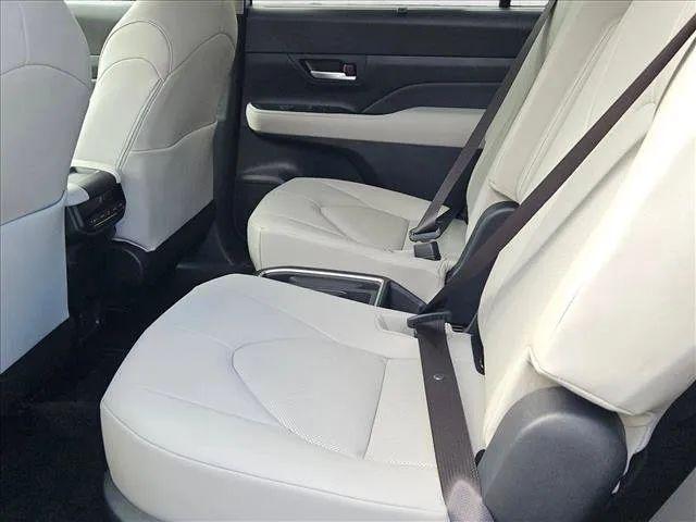 2026 Toyota Grand Highlander Hybrid XLE