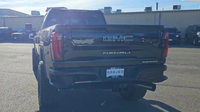 2026 GMC Sierra 2500HD Crew Cab, Standard Bed, Denali Ultimate, 4WD