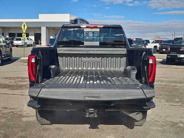 2026 GMC Sierra 2500HD Crew Cab, Standard Bed, Denali Ultimate, 4WD