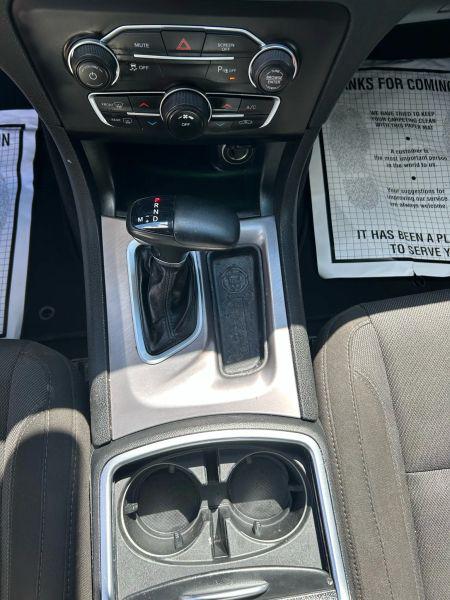 2022 Dodge Charger SXT RWD