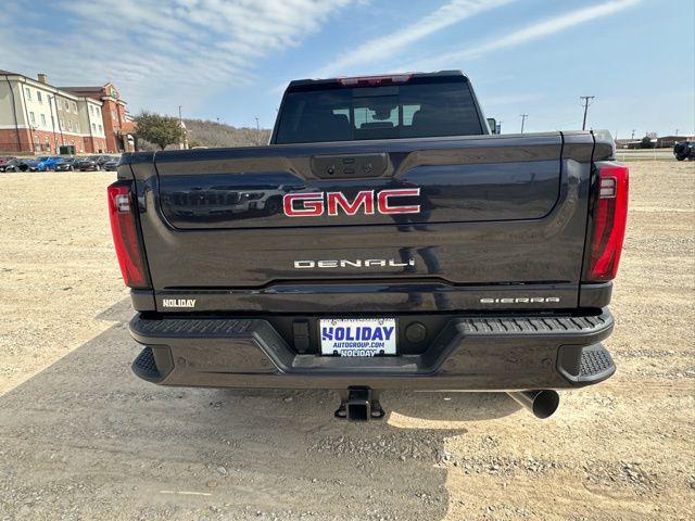 2026 GMC Sierra 2500HD Crew Cab, Standard Bed, Denali, 4WD