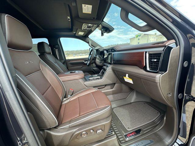 2026 GMC Sierra 2500HD Crew Cab, Standard Bed, Denali, 4WD