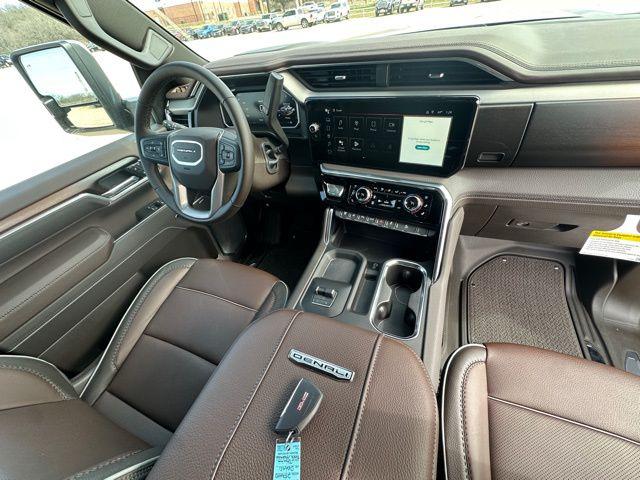2026 GMC Sierra 2500HD Crew Cab, Standard Bed, Denali, 4WD
