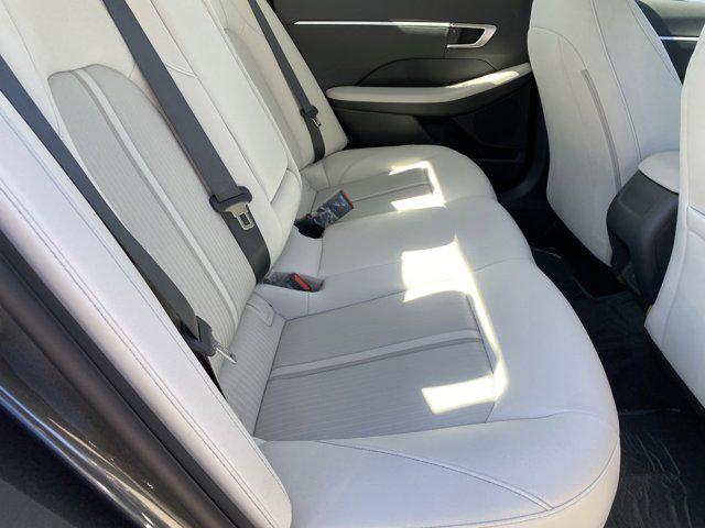 2026 Hyundai Sonata SEL - Photo 10