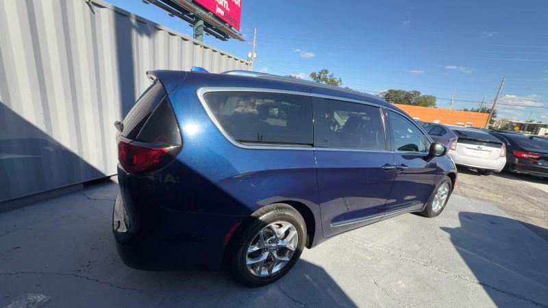2019 Chrysler Pacifica Limited