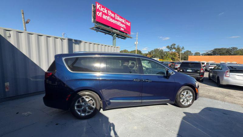 2019 Chrysler Pacifica Limited