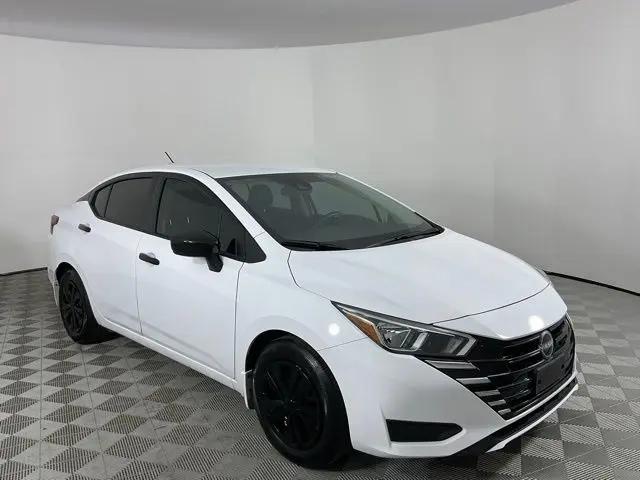 2024 Nissan Versa 1.6 S