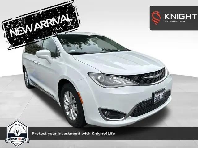 2018 Chrysler Pacifica Touring L for sale in Elk Grove, CA