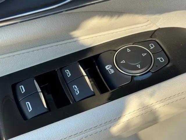 2026 Cadillac CT4 Premium Luxury RWD
