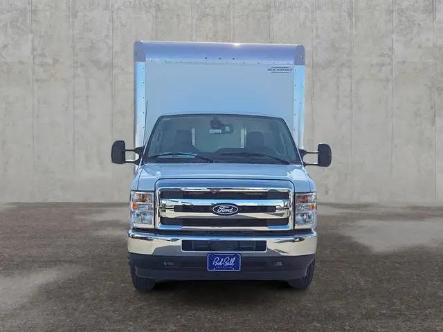 2026 Ford E-450 Cutaway E-Series Cutaway