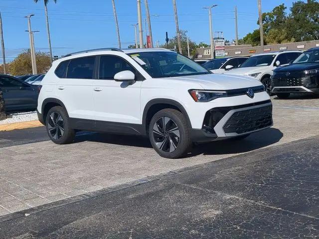2026 Volkswagen Taos SE