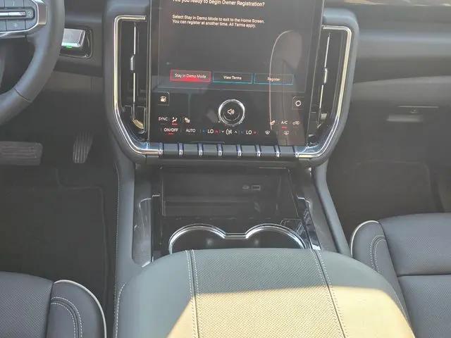 2026 GMC Yukon XL 2WD Elevation