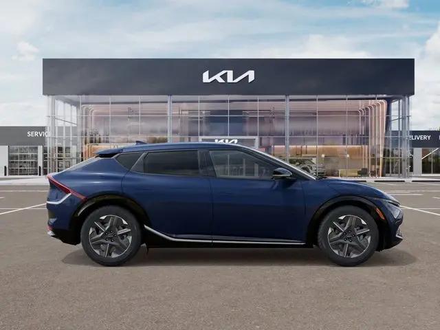 2025 Kia EV6 Light Long Range RWD