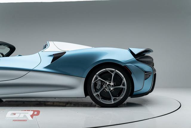2021 McLaren Elva Unknown